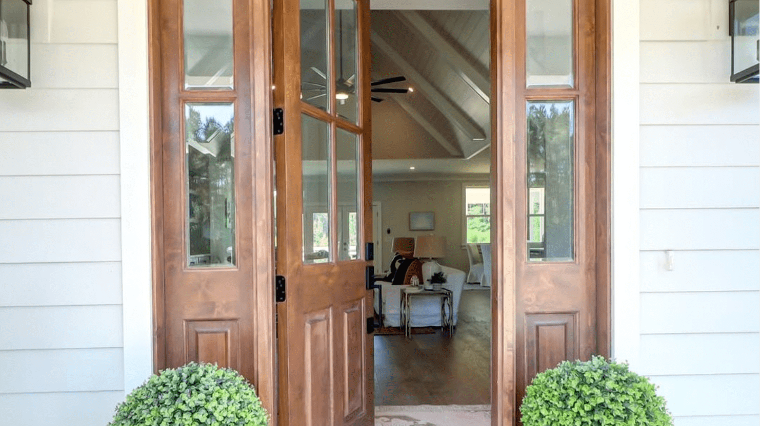 Elevate Your Home's Aesthetic with Krosswood's Premium Wood Doors: Competitor Comparison - Krosswood