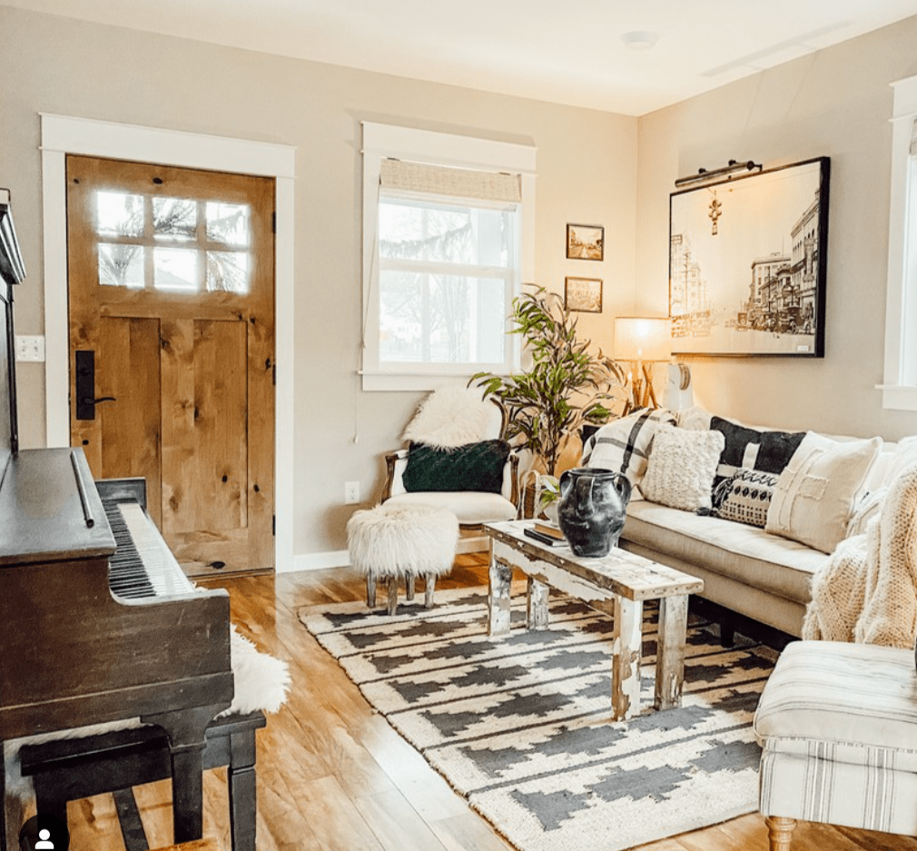 Craftsman Knotty Alder 6 Lite Clear Glass Exterior Door - Krosswood