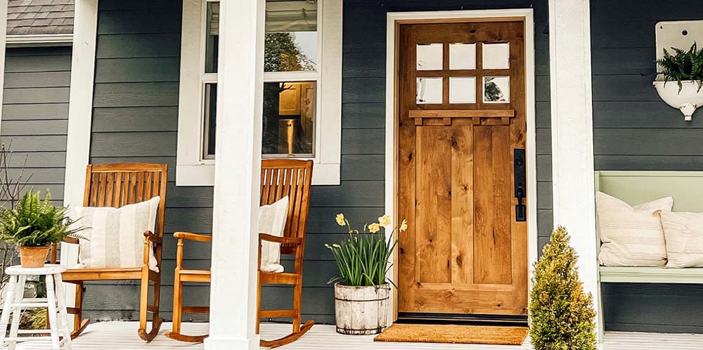 The Timeless Appeal of Wood Doors: Krosswood's Craftsmanship Shines - Krosswood